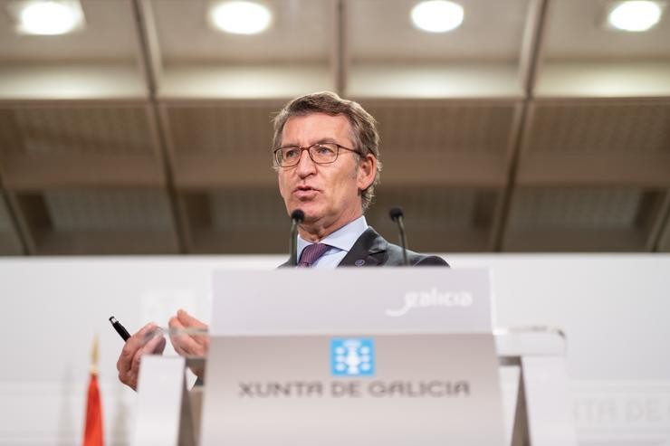 Ou titular do Goberno galego, Alberto Núñez Feijóo, na rolda de prensa posterior á reunión do comité clínico de expertos sanitarios. Edificio Administrativo de San Caetano, Santiago de Compostela, 06/05/21.. DAVID CABEZÓN @ XUNTA DE GALICIA / Europa Press