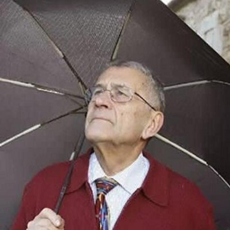Santiago Pemán, coñecido por ser o 'home do tempo' da TVG 