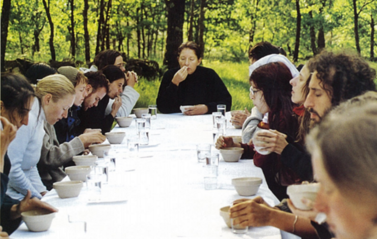 Cleaning the House, taller con Marina Abramović en Antas de Ulla, 2002 