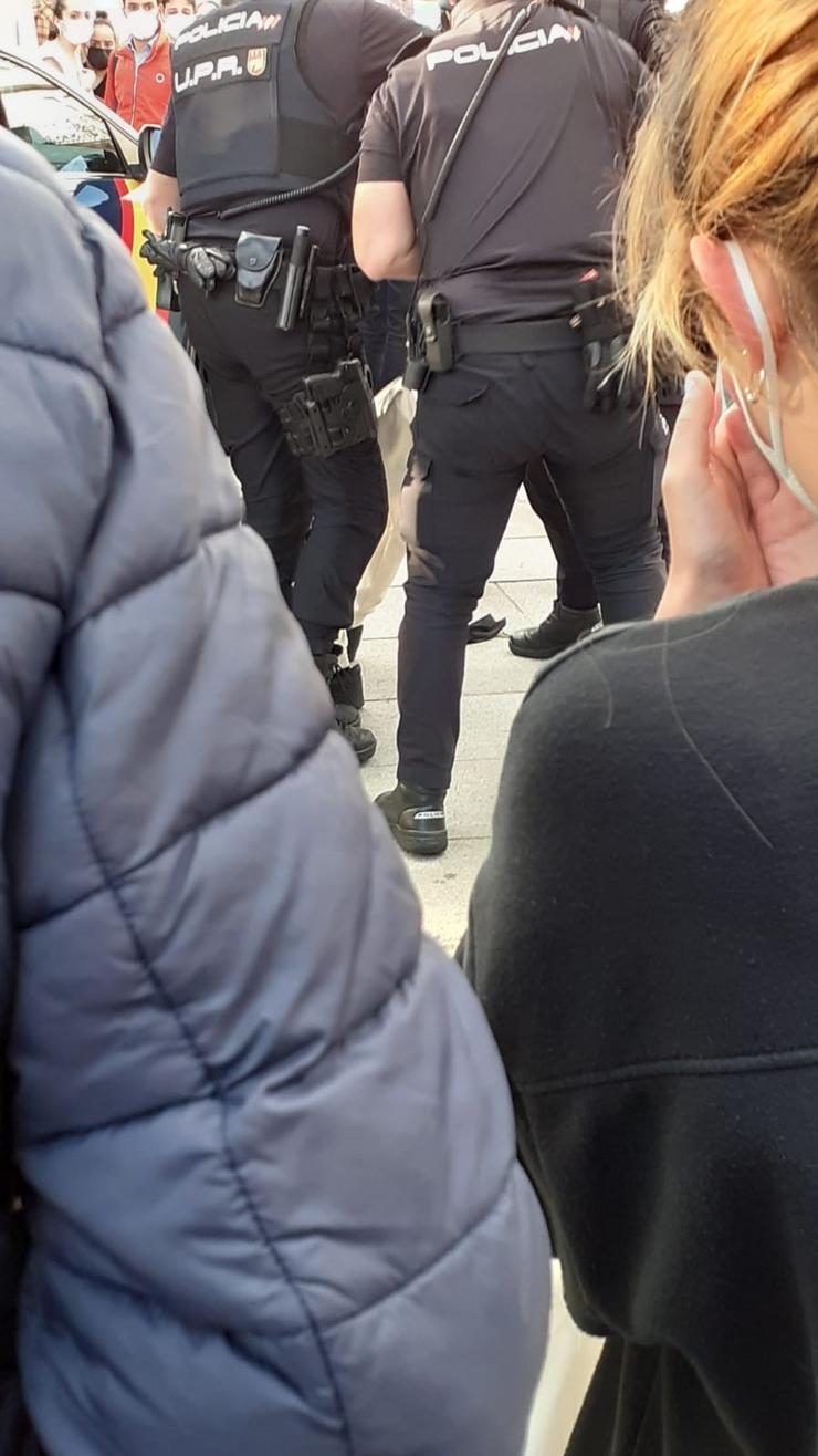 O Foro Galego de Inmigración denuncia "violencia racial" da Policía a un menor nunha detención en Santiago. FORO GALEGO DE INMIGRACIÓN / Europa Press