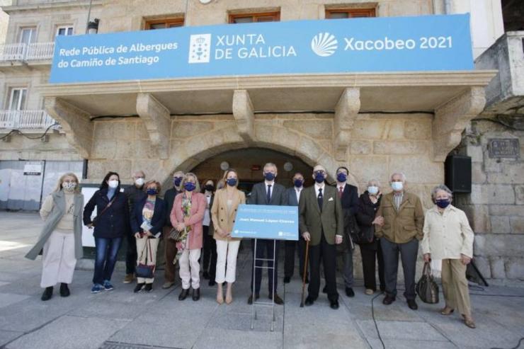 A Xunta presume de cartel no albergue de peregrinos de Vigo / EP