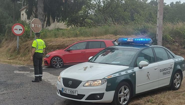A Garda Civil intercepta a un condutor a 186 km/h nun tramo limitado a 80 en Vilamarín (Ourense).. GARDA CIVIL / Europa Press
