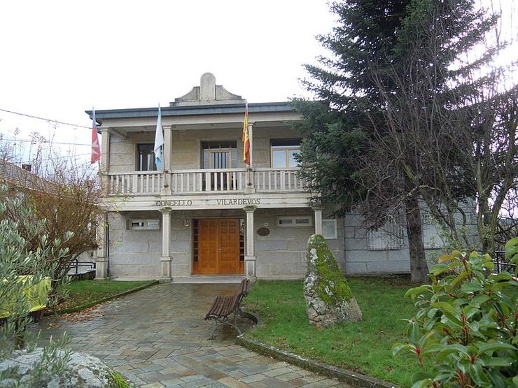 Casa do Concello en Vilardevós