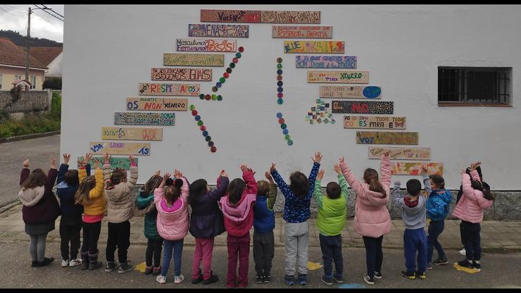 O CEIP Espiñeira, un dos colexios que participan no proxecto - Youtube