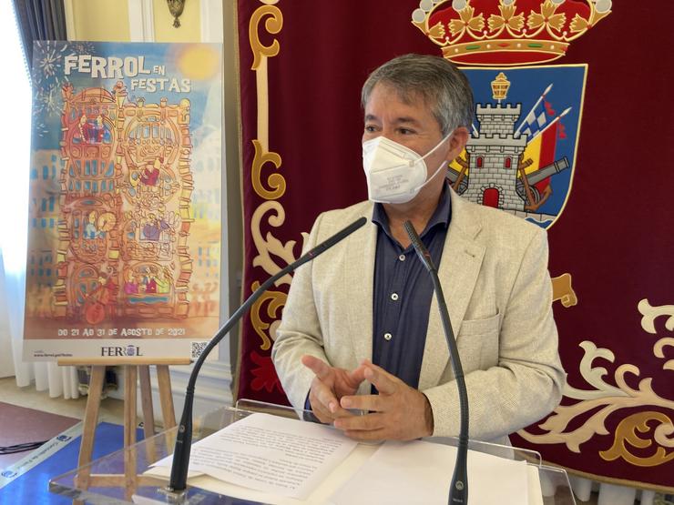 O concelleiro de Festas e Cultura, Antonio Golpe, presenta as festas de verán de Ferrol.. CONCELLO DE FERROL / Europa Press