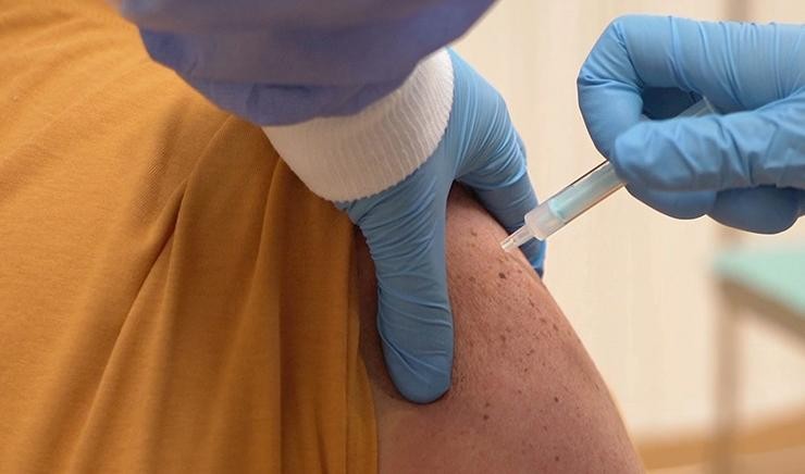 Vacinación contra a COVID-19 / Junta de Andalucía - Europa Press.