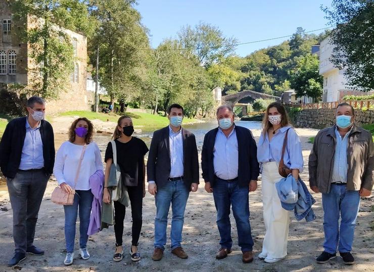 O secretario xeral do PSdeG, Gonzalo Caballero, visita Navia de Suarna (Lugo) e reúnese co seu alcalde, José Fernández, e con rexedores e portavoces socialistas en concellos da zona 
