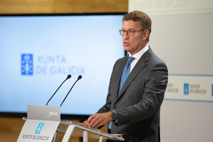 O titular do Goberno galego, Alberto Núñez Feijóo, durante a rolda de prensa posterior á reunión semanal do Consello da Xunta. DAVID CABEZÓN @ XUNTA DE GALICIA 