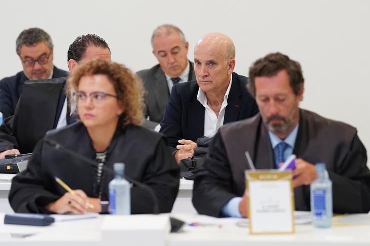 O exdirector de Seguridade na circulación de Adif, Andrés Cortabitarte, durante o xuízo polo accidente do Alvia, na Cidade da Cultura de Santiago de Compostela, a 6 de outubro de 2022, en Santiago de Compostela, A Coruña (España). O acciden. Álvaro Ballesteros - Europa Press / Europa Press