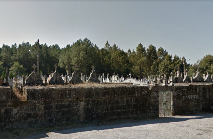 Cemiterio municipal de Carballeda de Avia 