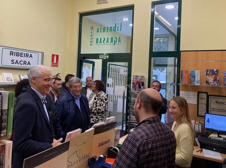 Francisco Conde presenta en Monforte os Bonos Activa Comercio. XUNTA / Europa Press