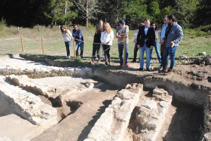Estruturas do hórreo romano atopado no xacemento de Proendos, en Sober 