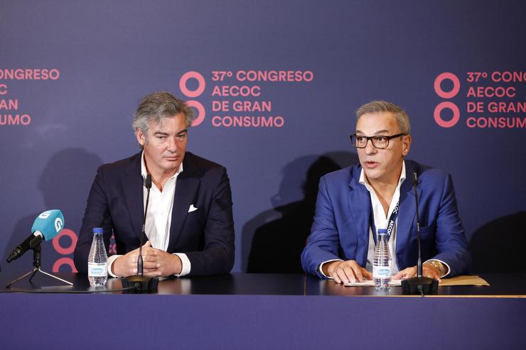 Javier de Francisco e Jesús Mencía durante a súa intervención no 37º Congreso AECOC de Gran Consumo. AECOC - ROGER CASTELLÓ / Europa Press