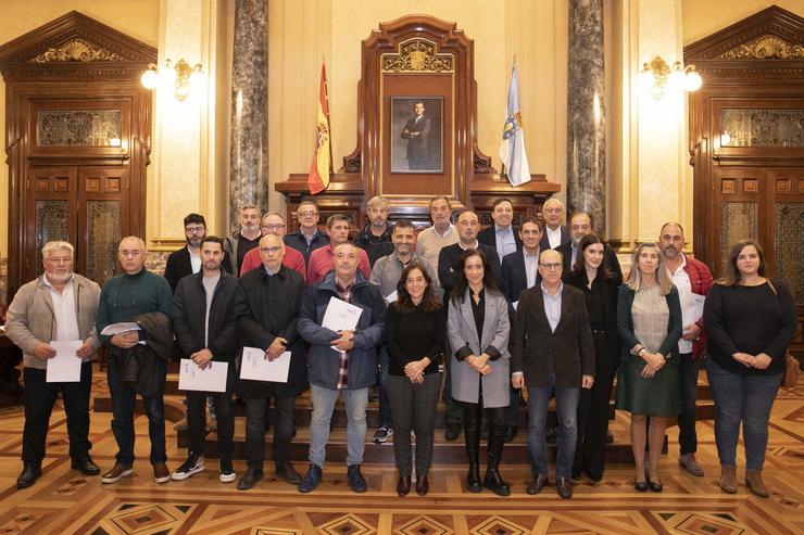 A Alcaldesa Da Coruña, Inés Rei, Presidiu O Acto De Firma De Convenios Acompañada Da Concelleira De Benestar Social, Yoya Neira; O Director Da Fundación Emalcsa, Manuel Aguilar; E Representantes Das Entidades Beneficiarias.. ANDY PÉREZ / Europa Press