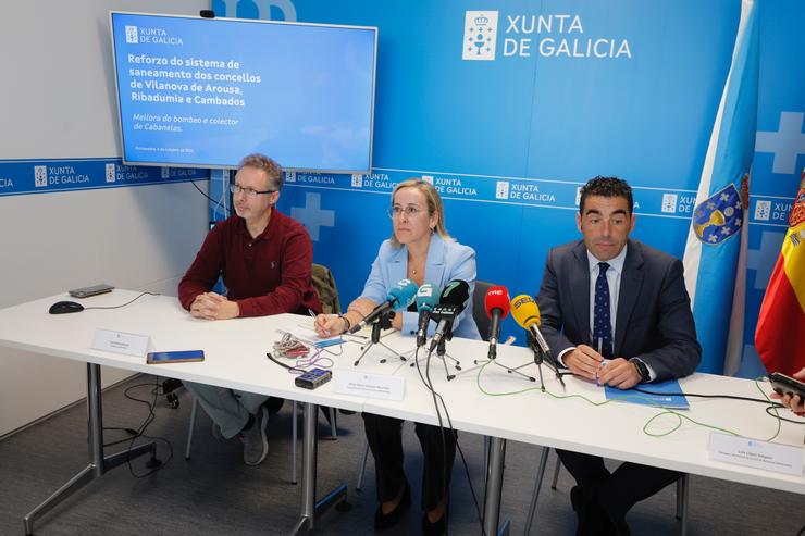 A conselleira de Infraestruturas e Mobilidade, Ethel Vázquez, e o delegado da Xunta en Pontevedra, Luís López, en rolda de prensa.. XUNTA 