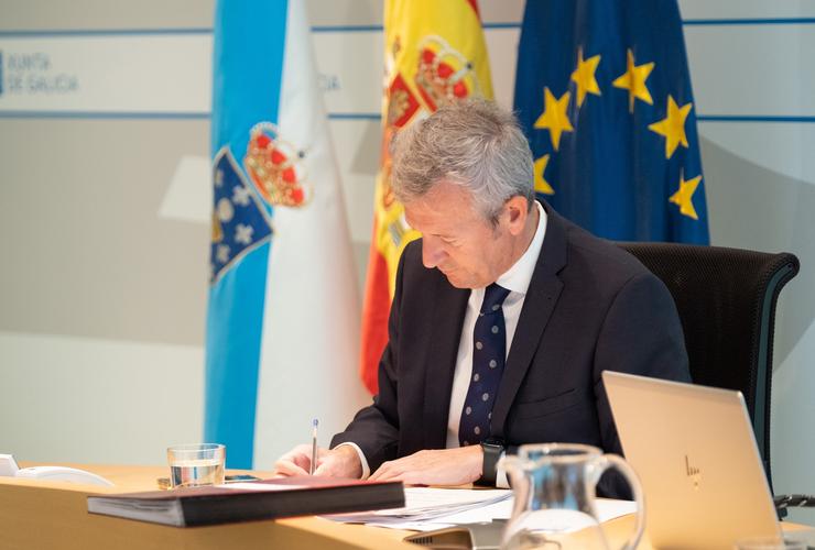 O presidente da Xunta, Alfonso Rueda, preside a reunión semanal do Consello.. DAVID CABEZÓN @ XUNTA DE GALICI