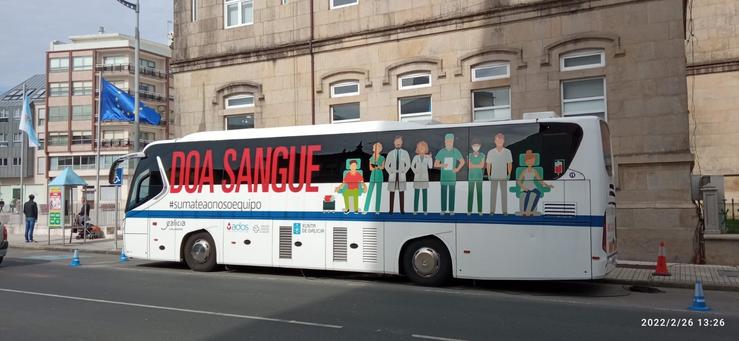 Autobús de doazóns de sangue da ADOS 