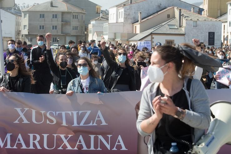 Varias mulleres participan nunha manifestación en apoio ás 87 mulleres que en 2019 foron gravadas ilegalmente mentre ouriñaban na vía pública / Carlos Castro - Europa Press 