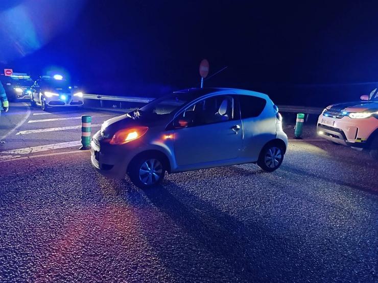 Vehículo interceptado en Lugo por conducir en sentido contrario pola A-6 / Garda Civil