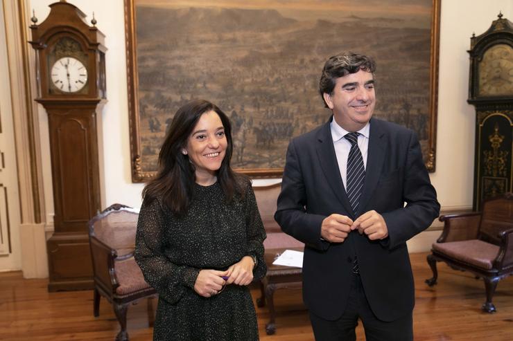 A alcaldesa da Coruña, Inés Rei, e o presidente da Autoridade  Portuaria, Martín Fernández Prado, tras un encontro para planificar a organización da 