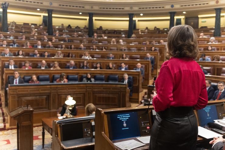 A portavoz parlamentaria do PP no Congreso, Cuca Gamarra, intervén durante unha sesión plenaria no Congreso dos Deputados, a 30 de novembro de 2022, en Madrid (España).. Eduardo Parra - Europa Press