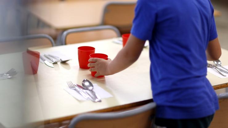 Imaxe de arquivo dun neno nun comedor. EDUCO / Europa Press