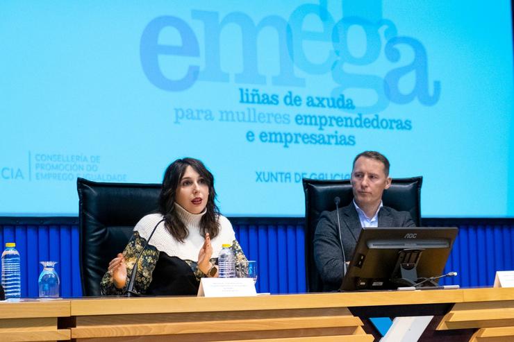 A conselleira de Promoción do Emprego e Igualdade, María Jesús Lorenzana, participa no V Encontro de emprendedoras do programa 'Emega' da Xunta.. XUNTA 