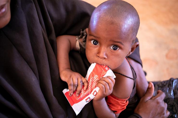 Arquivo - Sóbrelos de alimento terapéutico favorecen "a recuperación de máis do 80% de nenas e nenos" afectados pola enfermidade.. © UNICEF/UN0591084/TAXTA - Arquivo / Europa Press