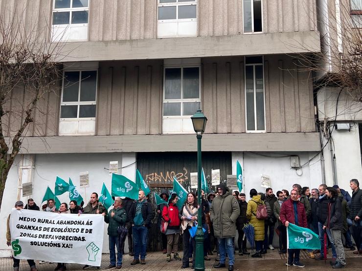 Protesta de agricultores de ecolóxica ante o Parlamento de Galicia / Europa Press