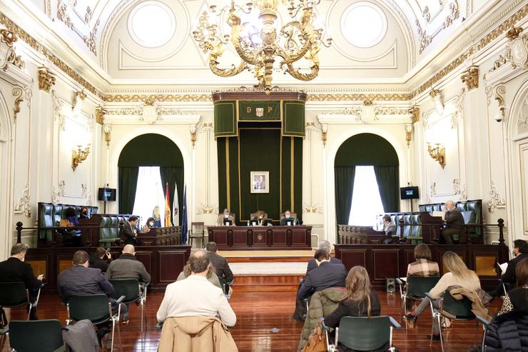 Pleno da Deputación de Pontevedra / RAFA ESTEVEZ/DEPUTACIÓN DE PONTEVEDRA