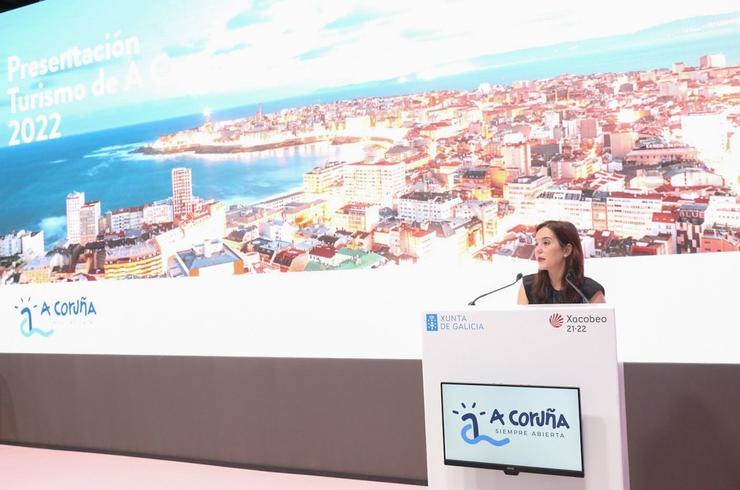 A alcaldesa da Coruña, Inés Rei, presenta a oferta da cidade en Fitur. CONCELLO DA CORUÑA 