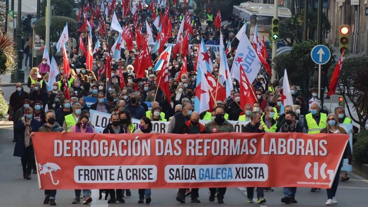 Protesta da CIG en Vigo contra a reforma laboral do Goberno central de PSOE-Unidas Podemos 