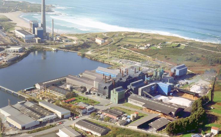 Fábrica de Ferroatlántica (Ferroglobe) na Coruña. FERROGLOBE 