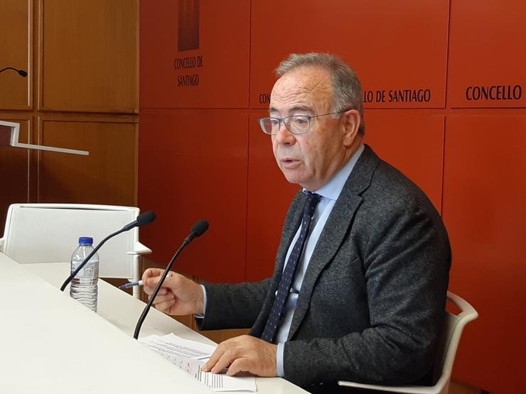O alcalde de Santiago, Xosé Sánchez Bugallo 