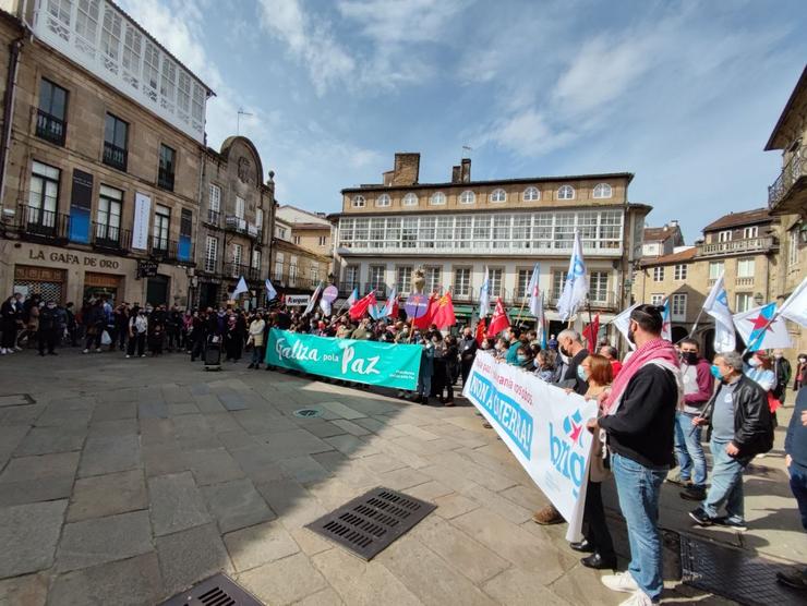 Manifestación en Santiago de Compostela da plataforma 'Galiza pola paz'. BNG 