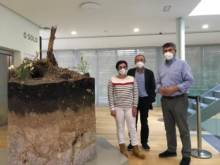 Montserrat Díaz, á esquerda, no Museo de Historia Natural 