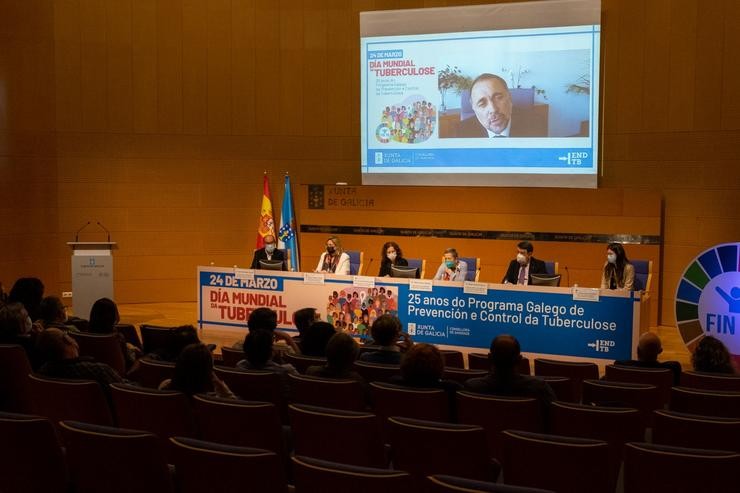 Acto con motivo do Día Mundial da Tuberculose en Santiago, clausurado vía en liña polo conselleiro de Sanidade, Julio García Comesaña / Xunta de Galicia.