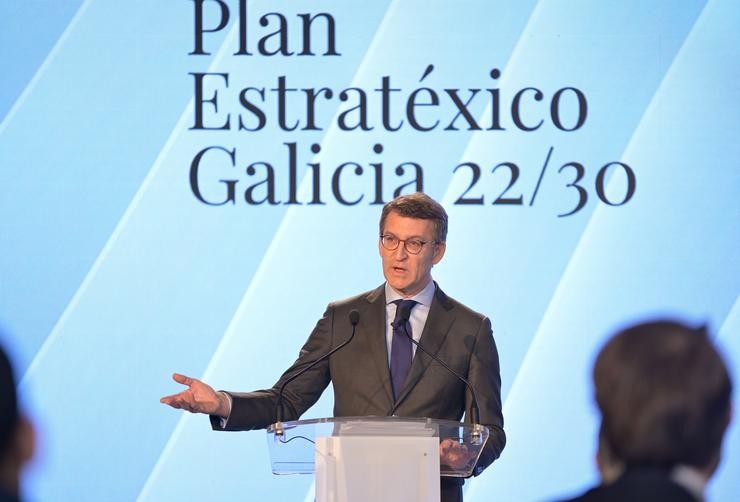 O presidente da Xunta, Alberto Núñez Feijoo, intervén na presentación do Plan Estratéxico 2022-2030 para Galicia, no Museo Santiago Rey Fernández-Latorre, a 2 de marzo de 2022, en Arteixo, A Coruña. M. Dylan - Europa Press / Europa Press