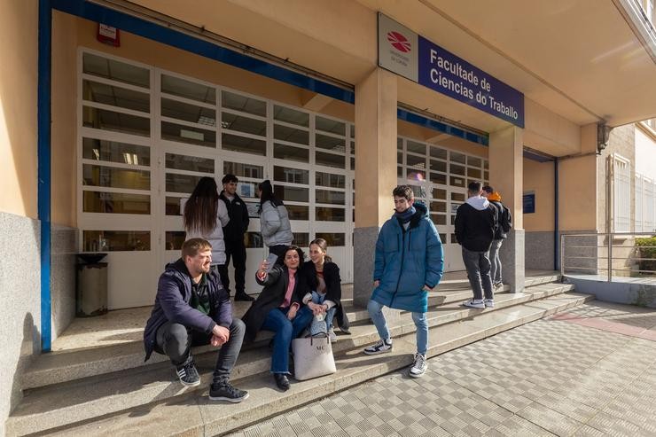 Facultade de Ciencias do Traballo / UDC.