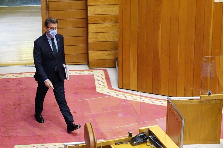 O presidente da Xunta de Galicia, Alberto Núñez Feijóo, á súa chegada a unha sesión de control no Parlamento de Galicia.. Álvaro Ballesteros - Europa Press