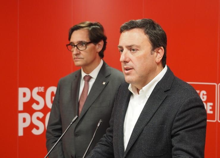 O secretario xeral do PSdeG, Valentín González Formoso, e o primeiro secretario do PSC, Salvador Illa, nunha rolda de prensa na sede do Partido Socialista de Galicia. PSDEG / Europa Press
