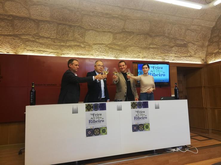 Presentación no Concello de Santiago da 59 edición da Feira do Viño do Ribeiro. / Europa Press