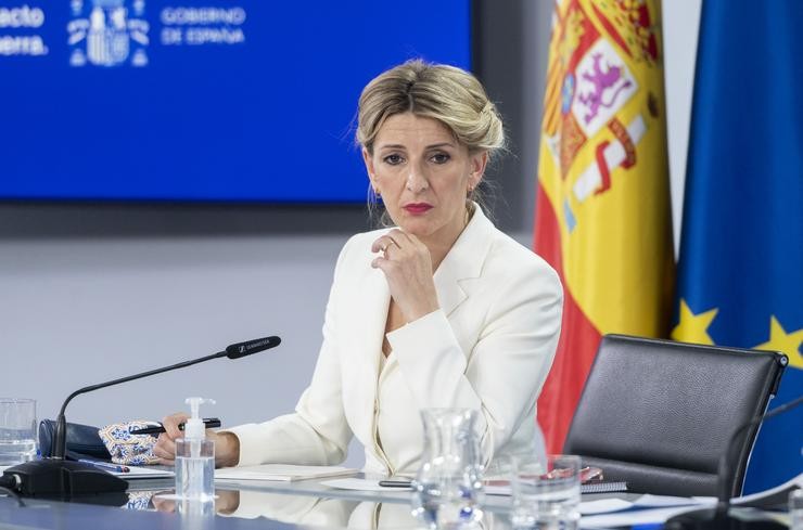 A vicepresidenta segunda e ministra de Traballo e Economía Social, Yolanda Díaz, durante unha rolda de prensa posterior ao Consello de Ministros no complexo da Moncloa, a 29 de marzo de 2022, en Madrid (España).. EUROPA PRESS