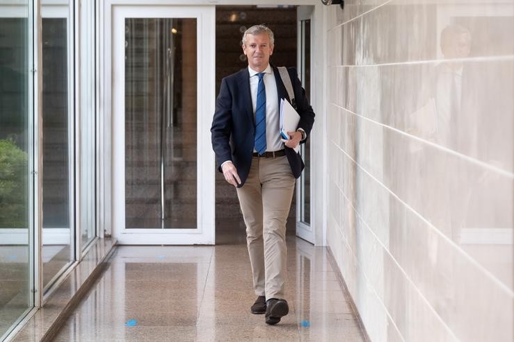 O presidente da Xunta, Alfonso Rueda, antes do Consello.. DAVID CABEZÓN @ XUNTA DE GALICIA / Europa Press