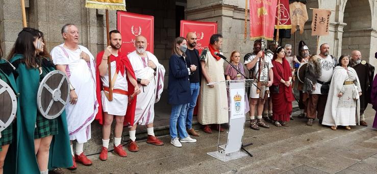 A alcaldesa de Lugo, Lara Méndez, presenta o programa das festas do Arde Lucus 2022. / Europa Press