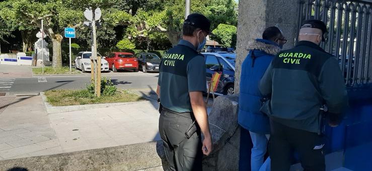 Detención dun agresor 