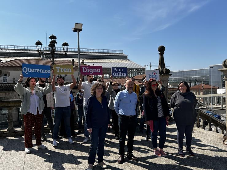 O BNG reclama a mellora dos servizos ferroviarios e a implantación do servizo de proximidade en Galicia durante a presentación da campaña 'Queremos Tren!' 