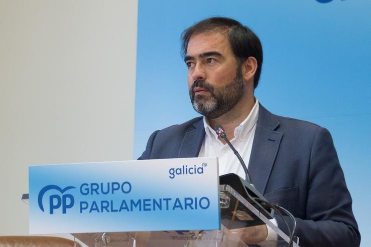 Pazos Couñago en rolda de prensa / PPdeG. 