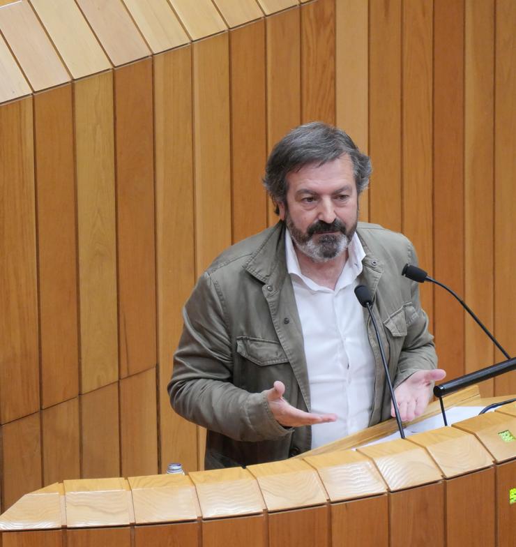 O deputado do BNG Luís Bará nun pleno do Parlamento de Galicia.. BLOQUE NACIONALISTA GALEGO