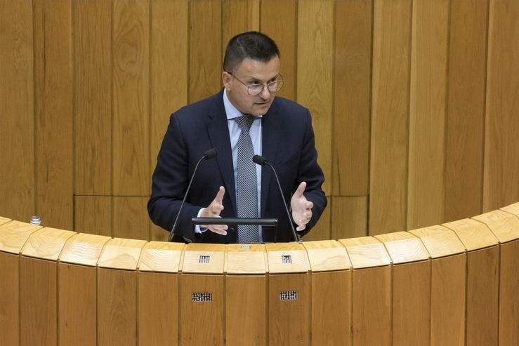 O conselleiro do Medio Rural, José González, no Parlamento de Galicia. XUNTA 